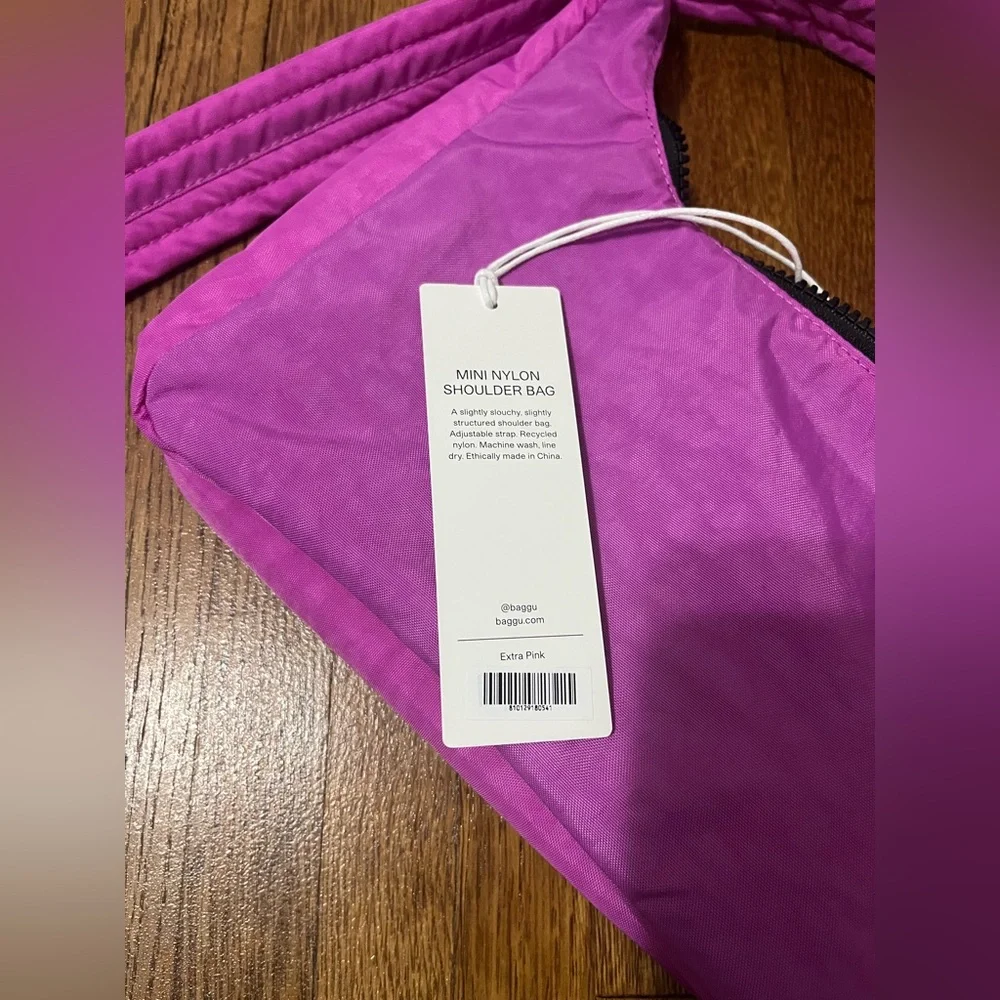 BAGGU: Extra Pink Mini Shoulder Bag💖 - Picture 2 of 2